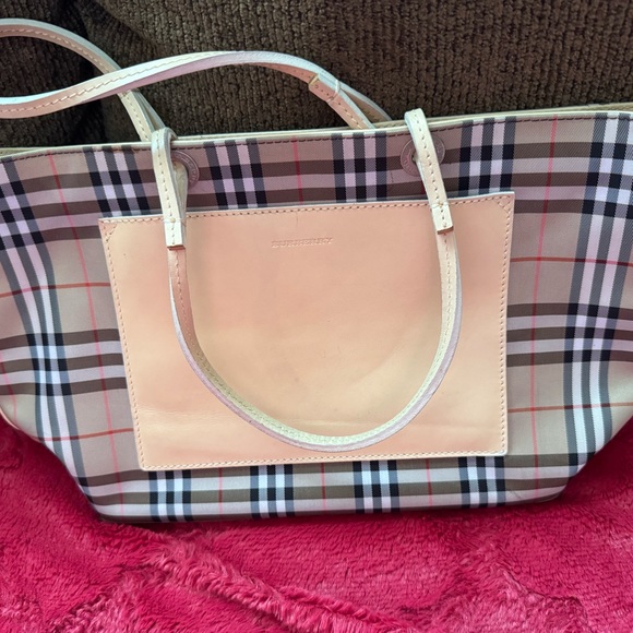 Burberry GUC tote. Beautiful tote with pocket on the front. Couple tiny spots - Picture 2 of 13